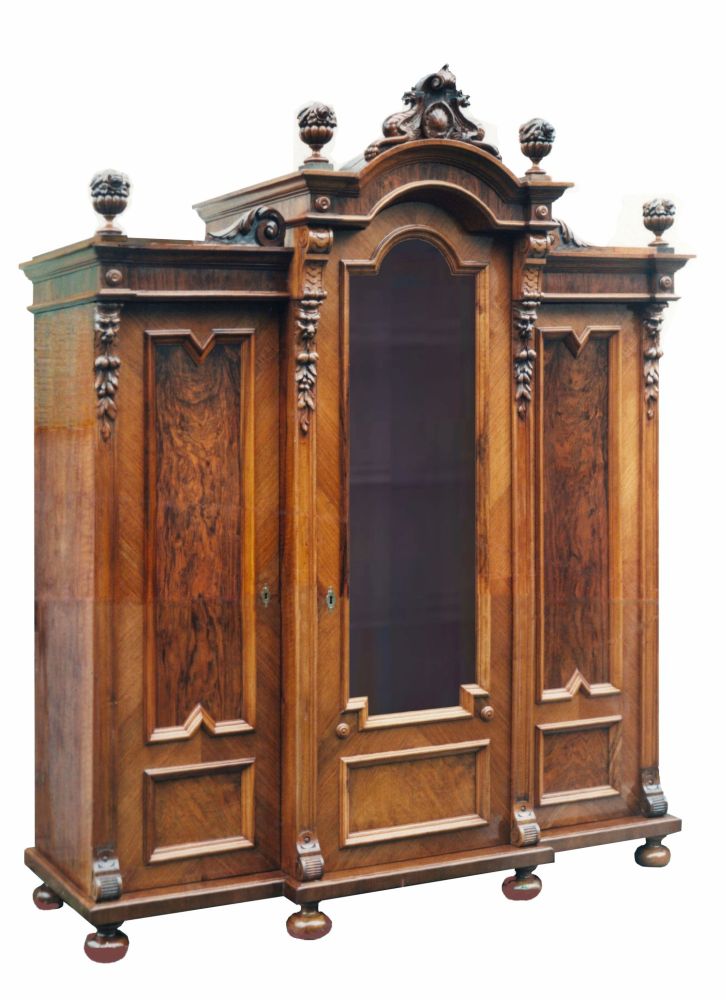 Bútor és festmény restaurálás